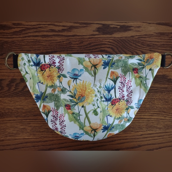 Lady Bug Fanny Pack Bag - Picture 2 of 8